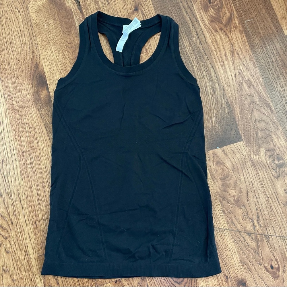 Athleta Classic Black Sports tank top